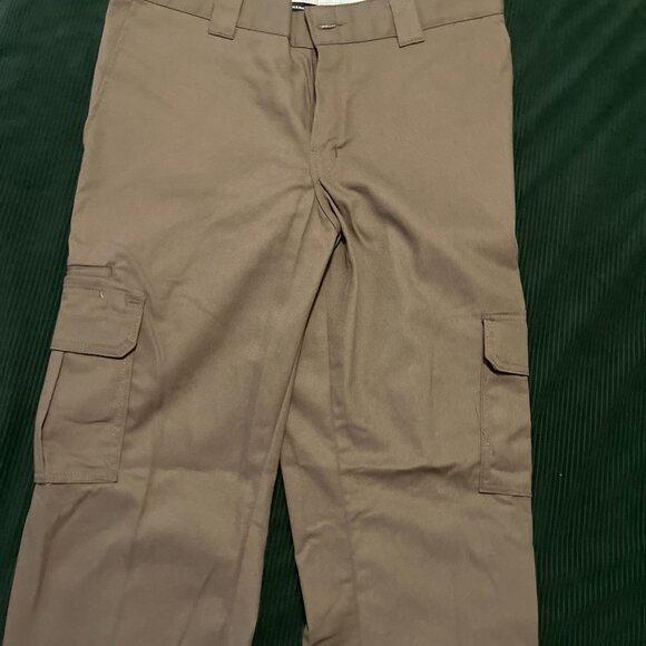 FLEX Regular Fit Cargo Pants - Picture 6 of 6